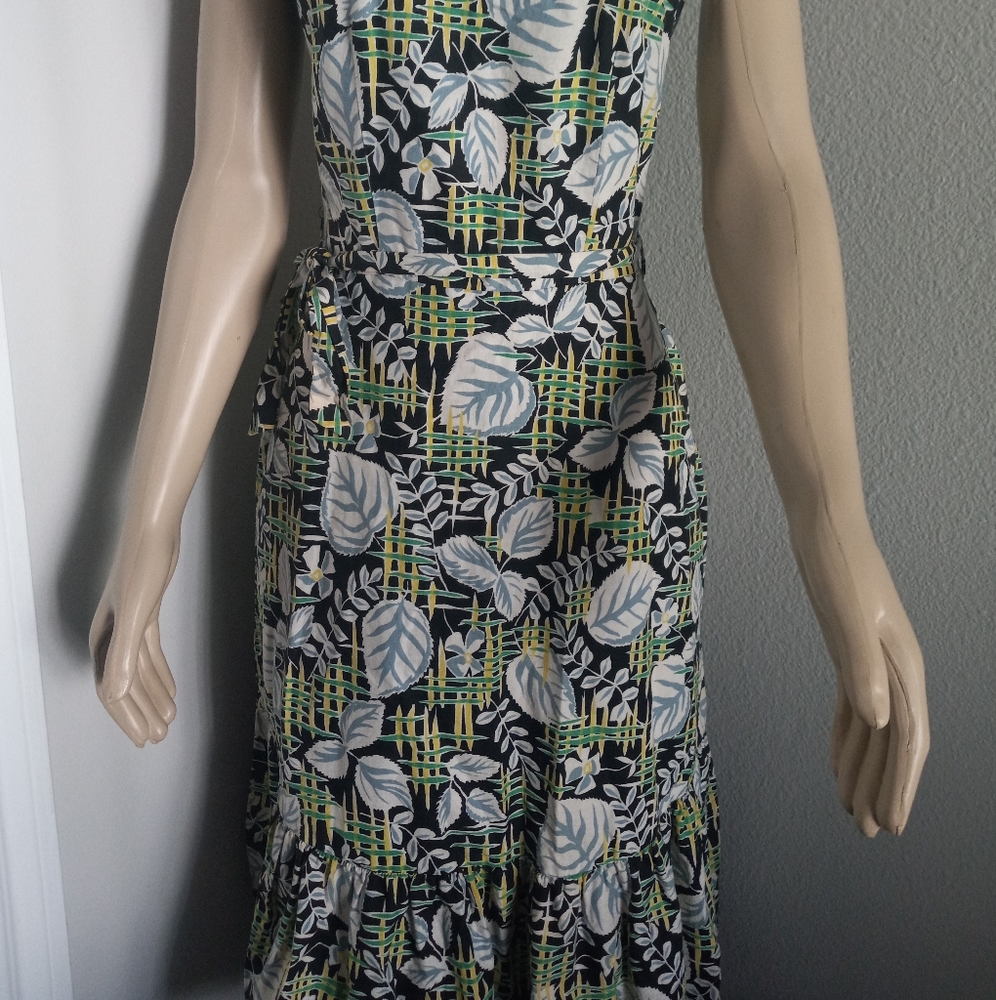Dress - Picture 5 of 8